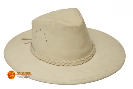 sombrero blanco en cuero 